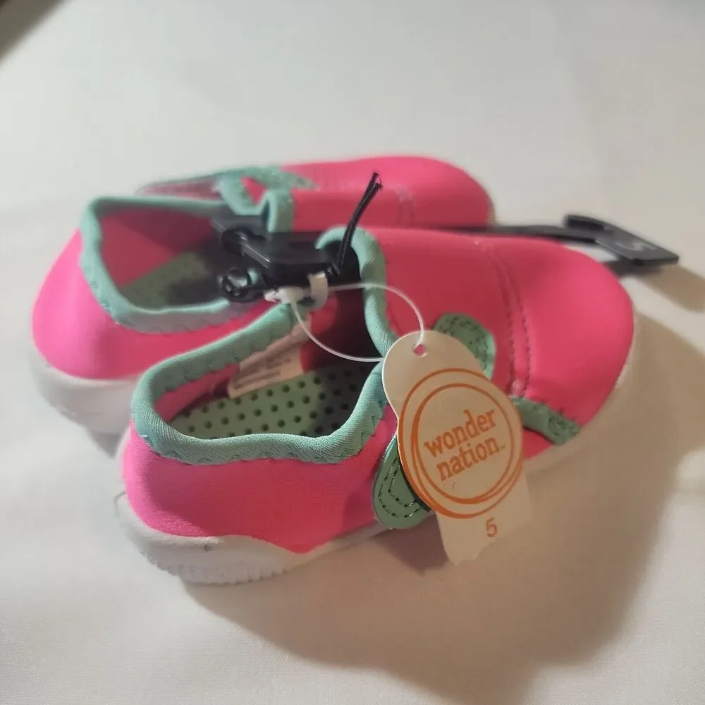 Wonder Nation Infants sz 5 Water Girls Beach Shoes Pink NWT Hook N Loop